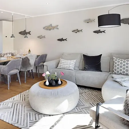 بيت للعطل Lister Brise *